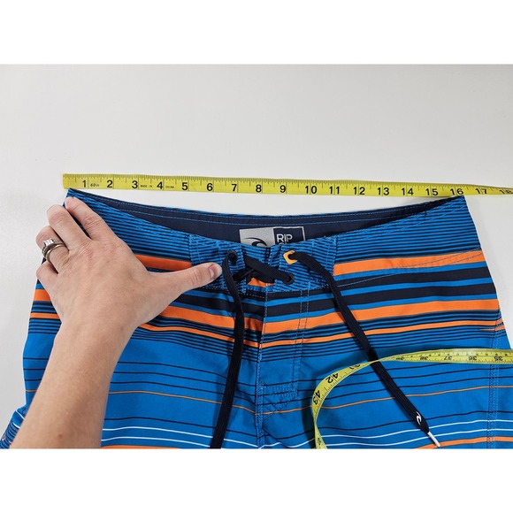 Lot of 2 men 32 / 34 board shorts rip curl Hurley swim trunks READ ^ - Picture 8 of 8